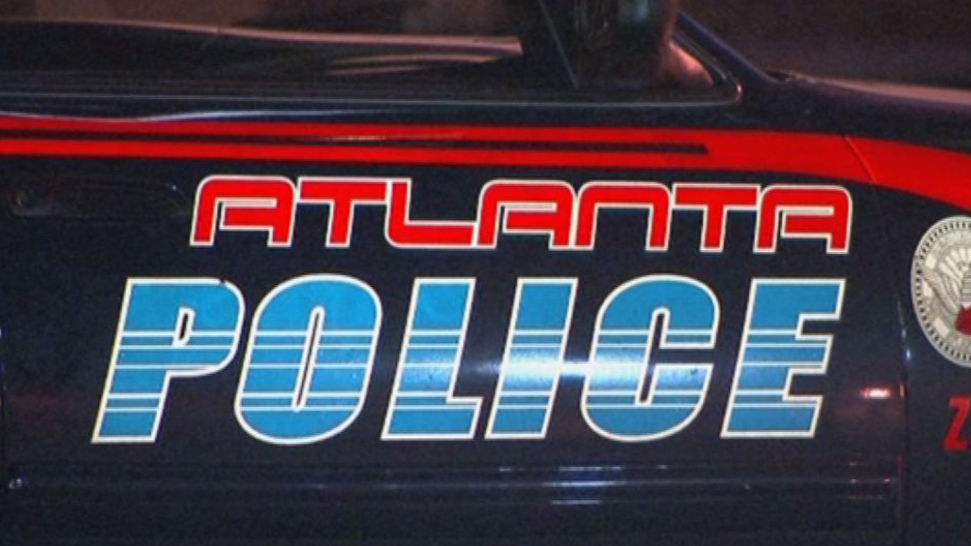 Atlanta Police are investigating a deadly stabbing that occurred on Dearwood Drive Southwest in the early hours of Saturday.