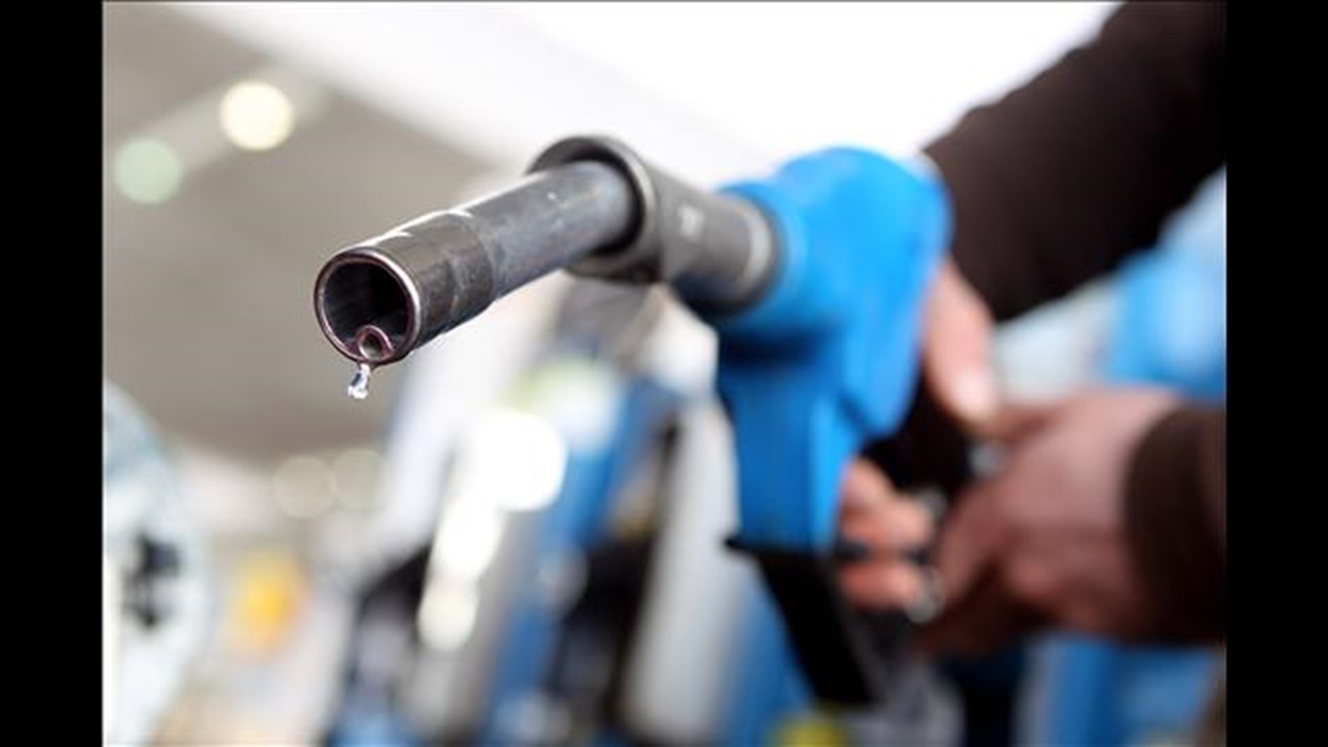 Gas in Atlanta down 7 cents over last week