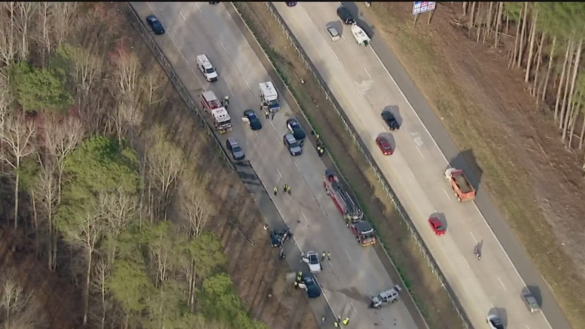 The pursuit later continued onto the shoulder of 400 southbound where the driver lost control, hitting multiple cars.