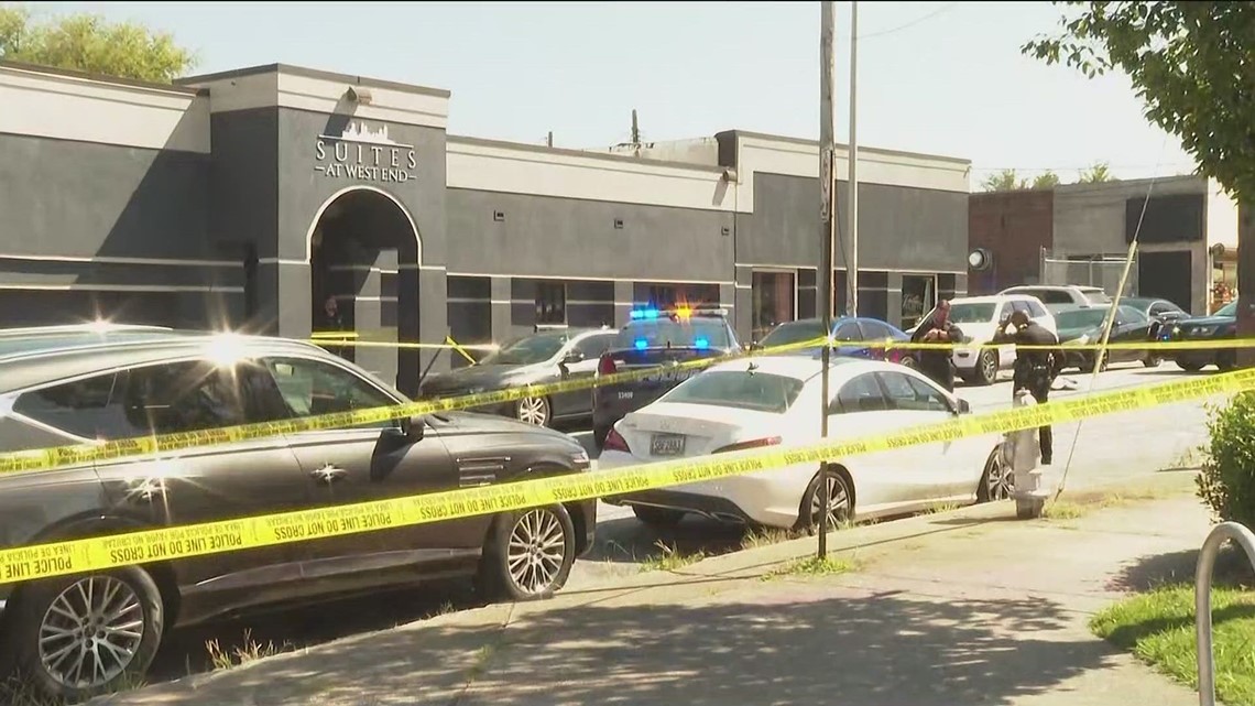 Targeted shooting kills 3 near The Mall West End in Atlanta; suspect ...