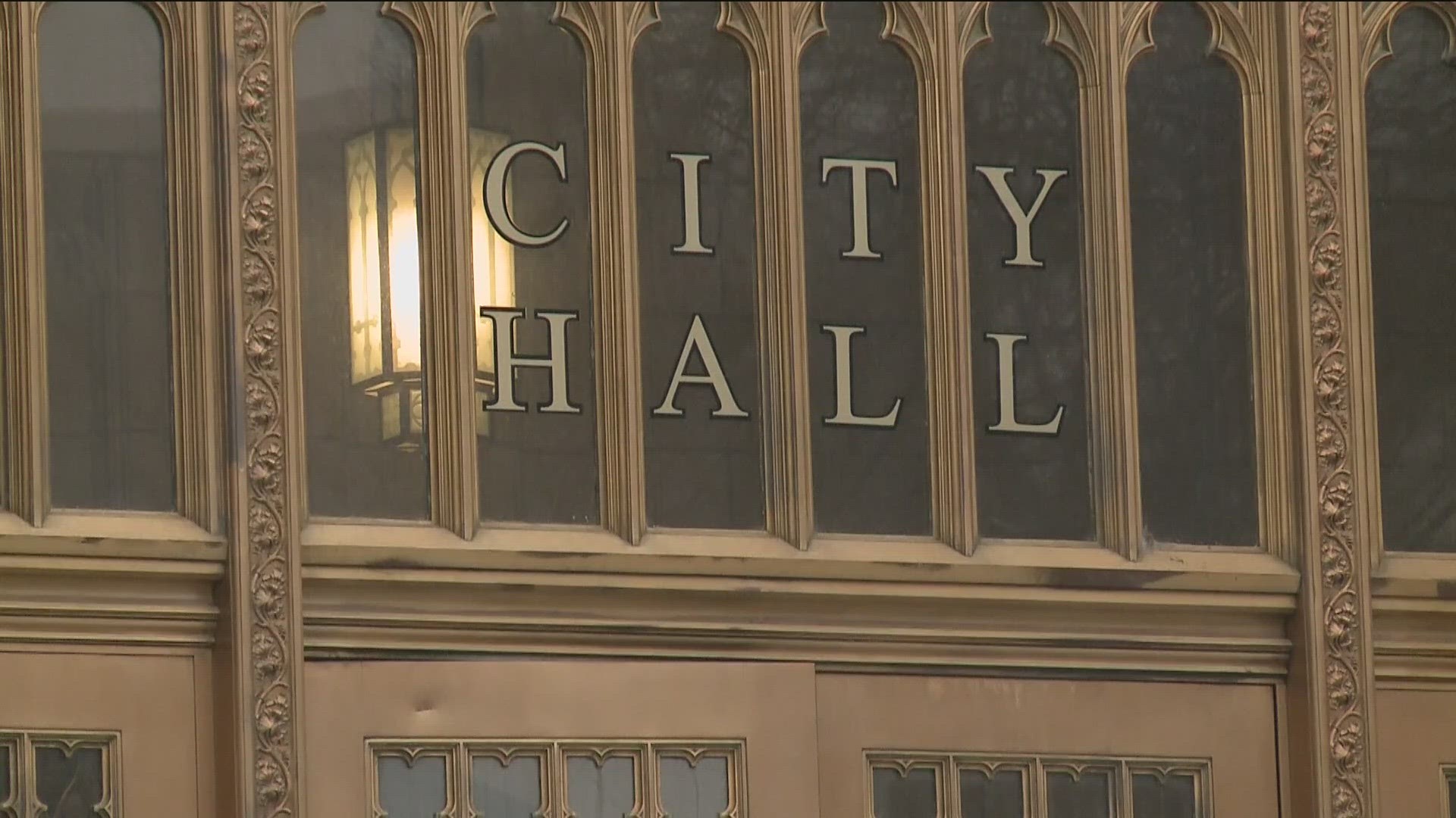 Atlanta Police were on scene investigating a bomb threat at City Hall on Saturday, the department said.