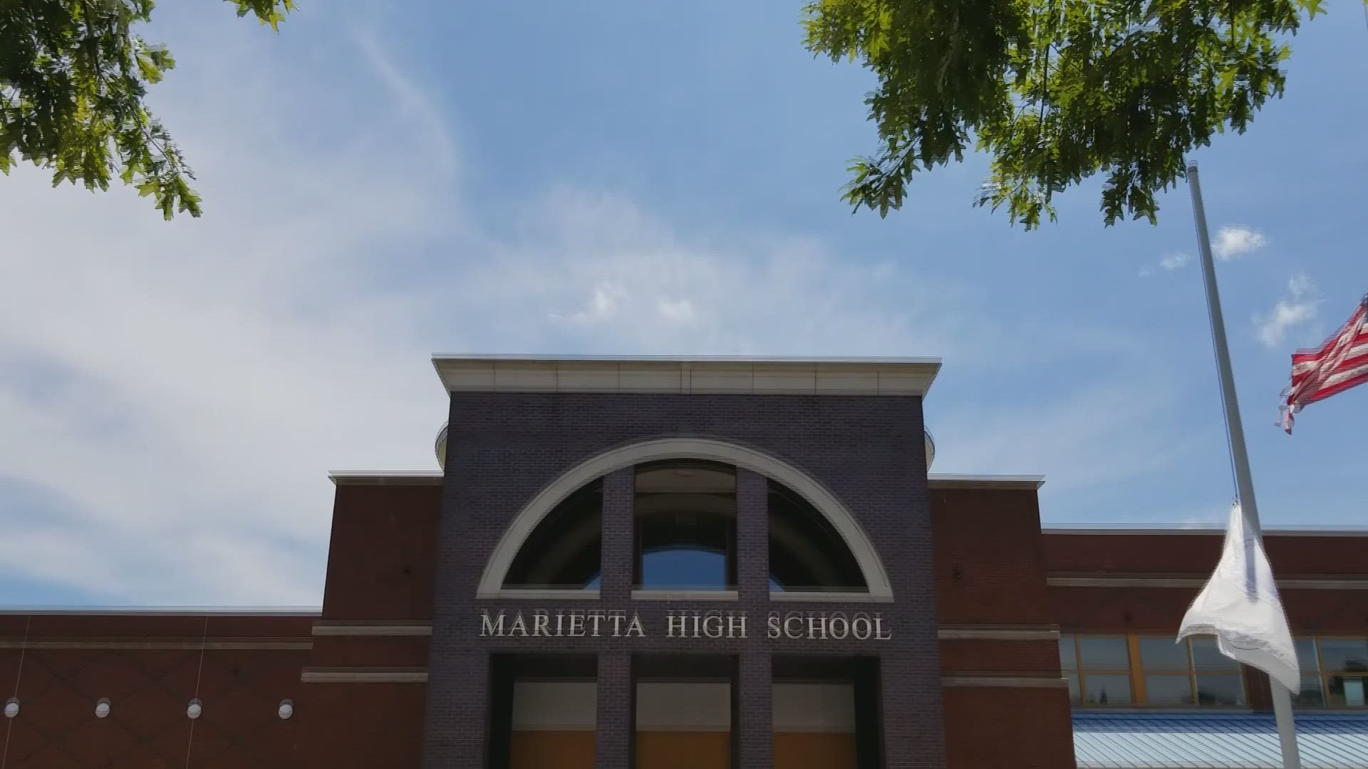 The superintendent of Marietta City Schools was just given a $10,000 bonus, but he’s putting it toward college application fees for the seniors in his district.