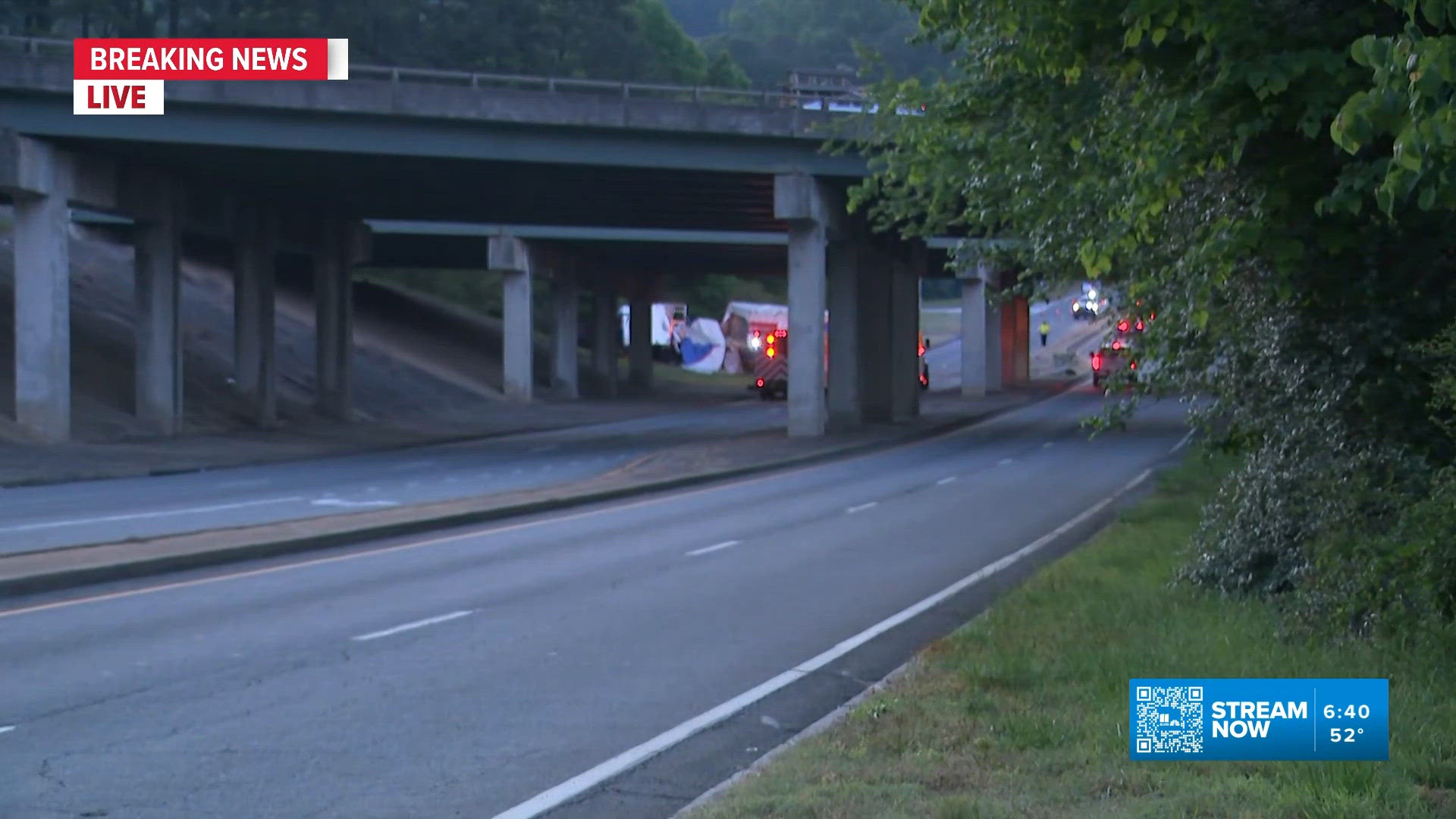 Tractor trailer crashes off I-75 overpass in crash shutting northbound ...