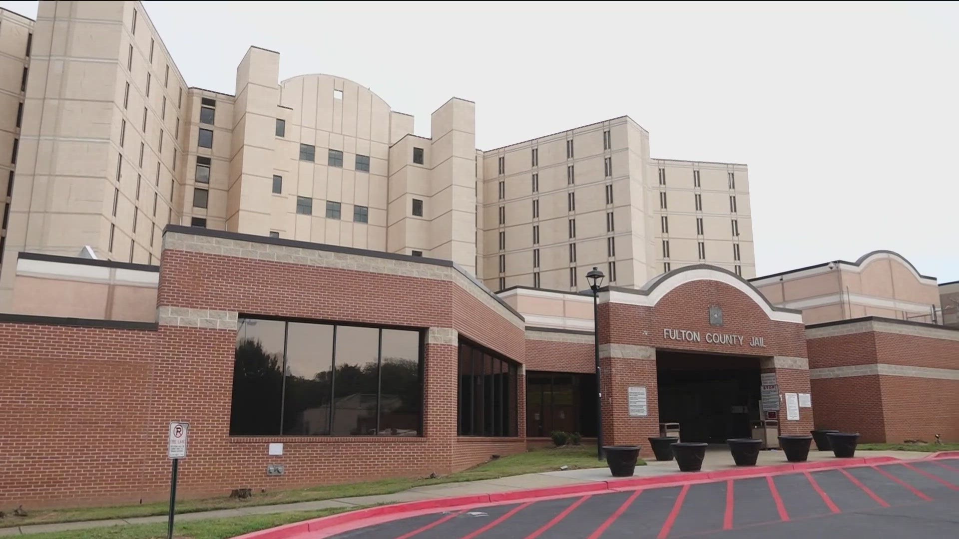 Six arrests have been made after a contraband investigation at the Fulton County Jail, the sheriff's office announced Friday.