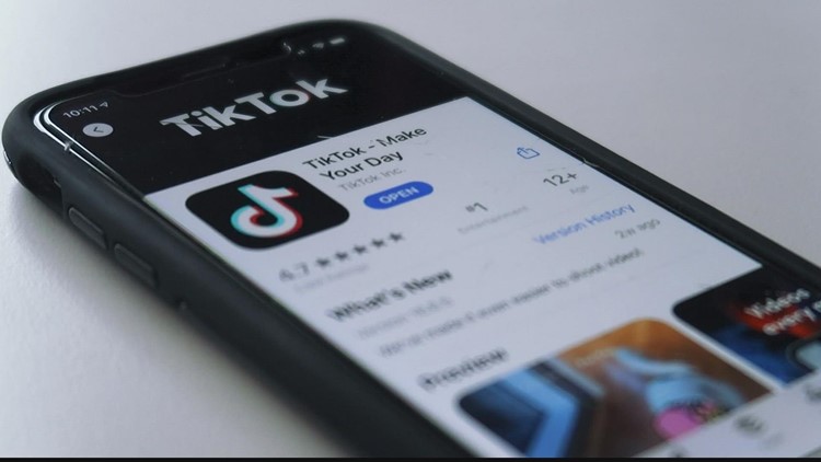 FCC wants to ban TikTok from app stores