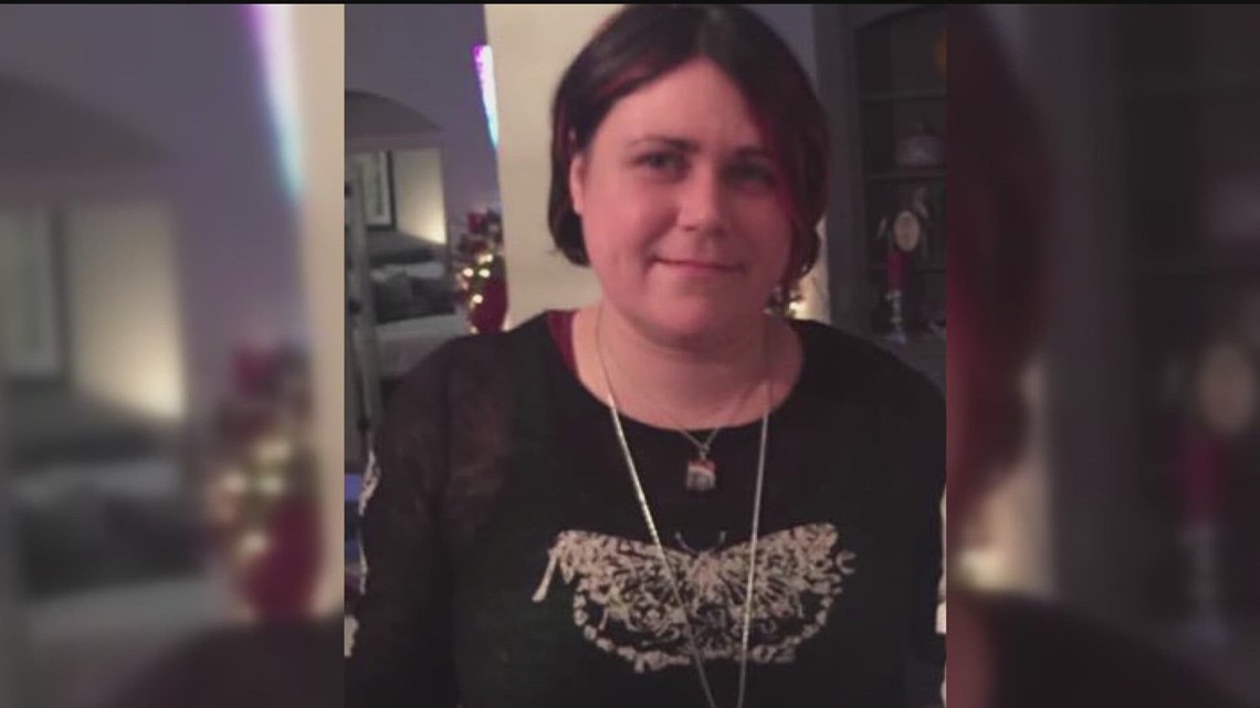 Homicide expert weighs in 2 years after woman stabbed to death - Vimarsana News