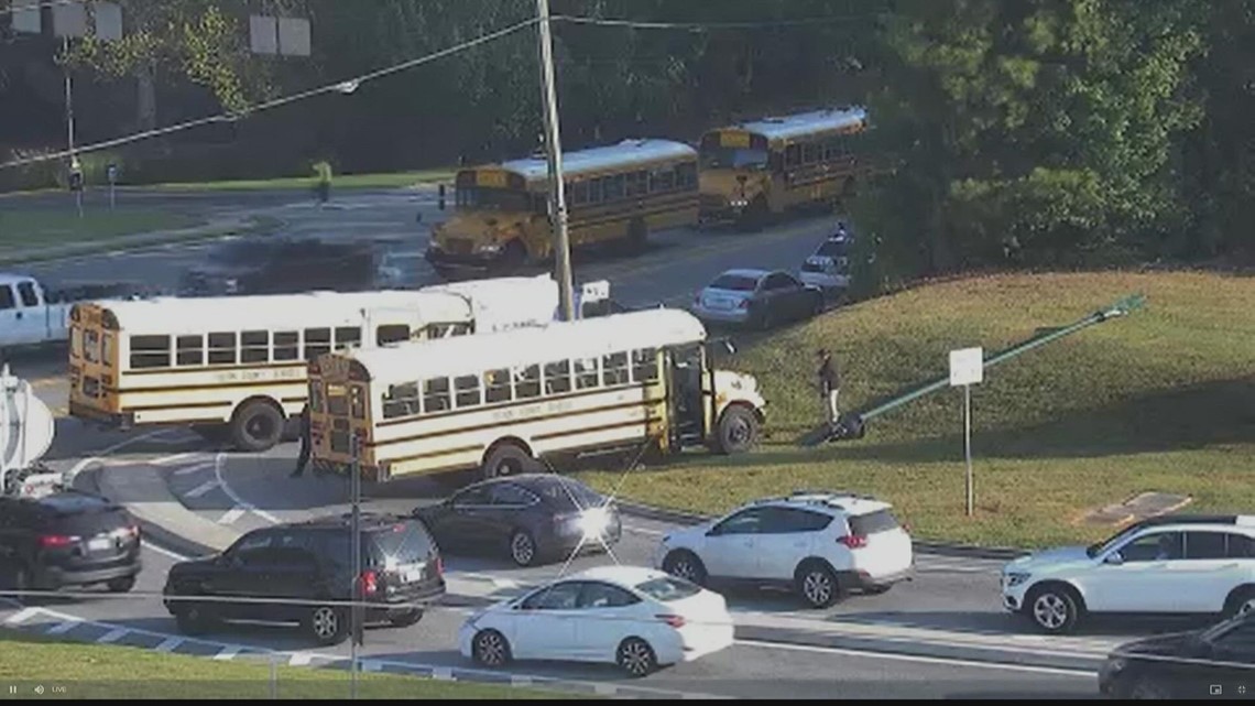 School bus crashes into ditch off Ga. 400 in Sandy Springs