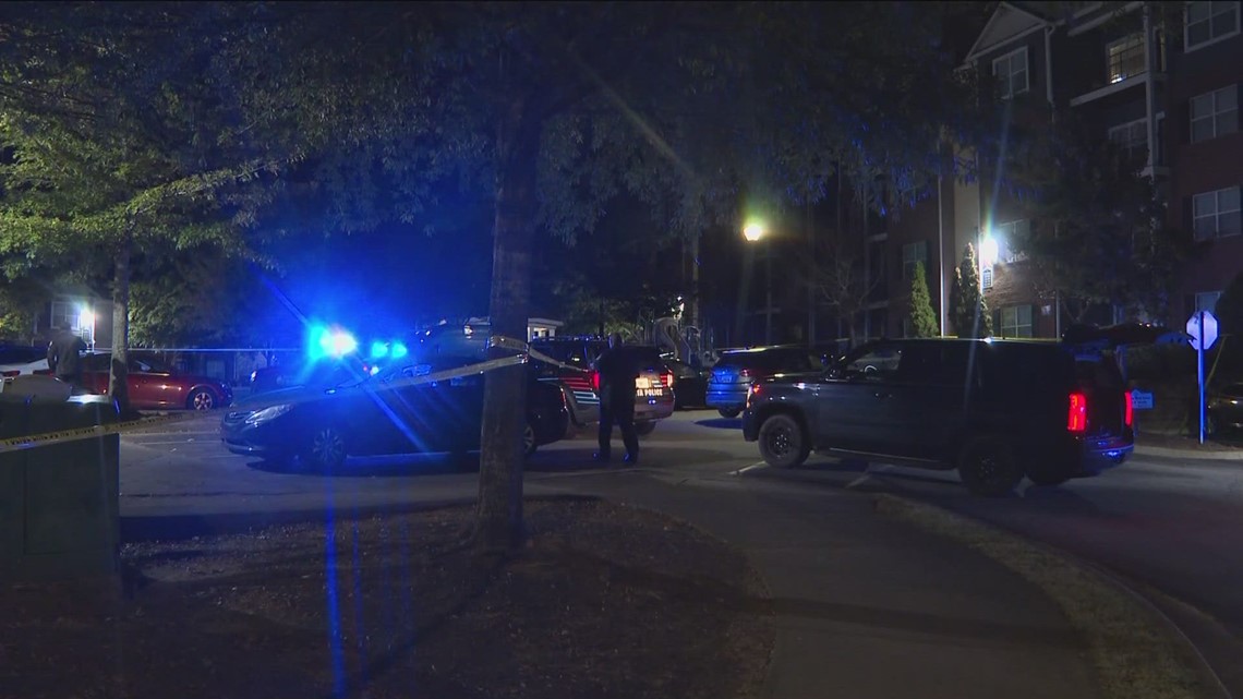 Man Killed In Shooting At Southwest Atlanta Apartments | 11alive.com