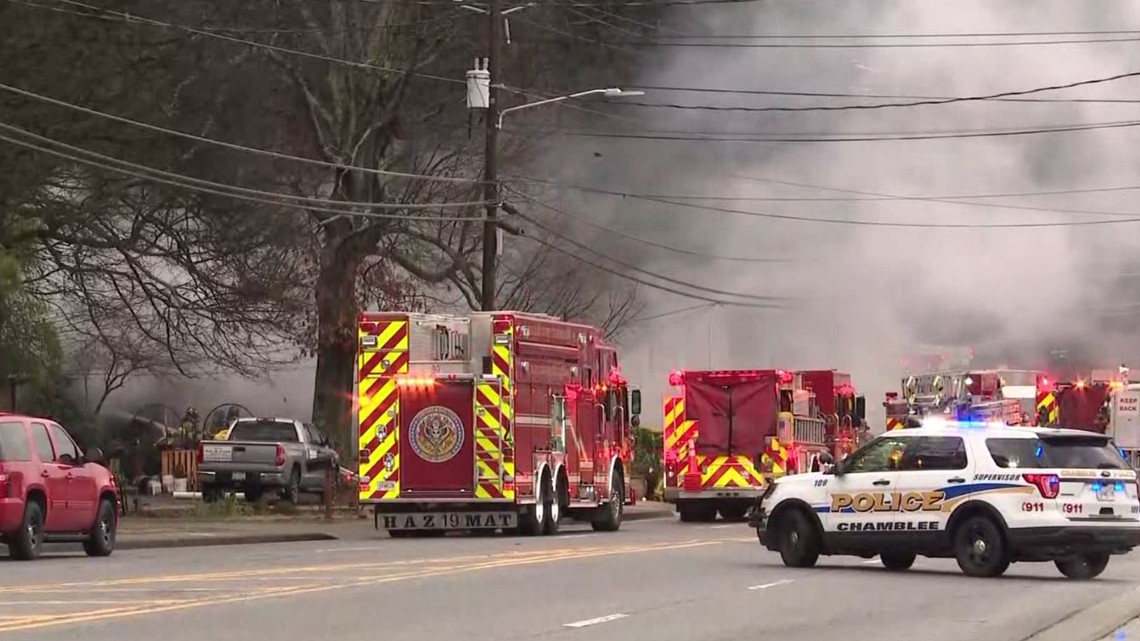 DeKalb County fire shuts Buford Highway - Vimarsana News
