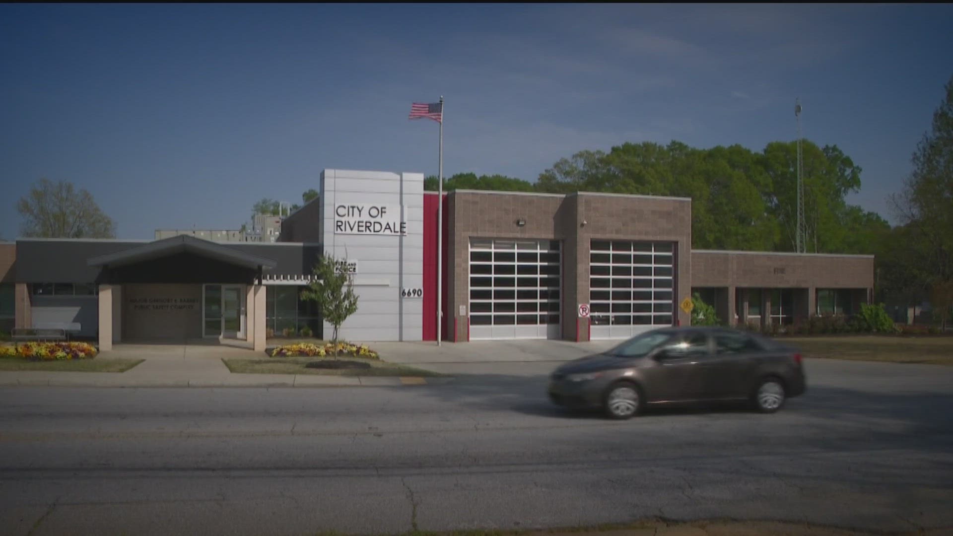 The fight over the fire department in Riverdale got tabled by the Clayton County Board of Commission Tuesday night.