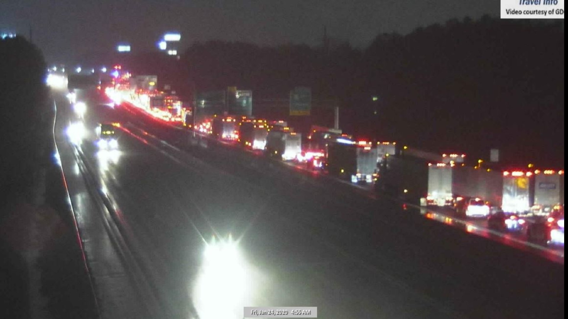 Atlanta traffic | Wreck closes I-85 South in Gwinnett County | 11alive.com