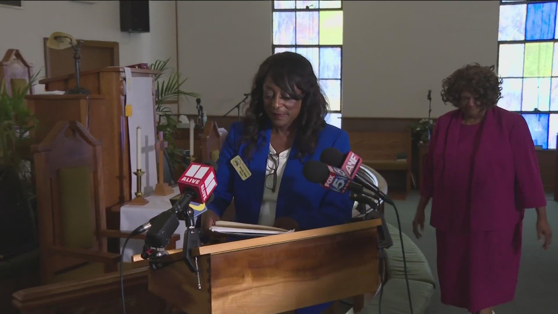During Tuesday night's meeting, council members say Mayor Jones violated her oath by taking control of city bank accounts without approval, no funds were stolen.