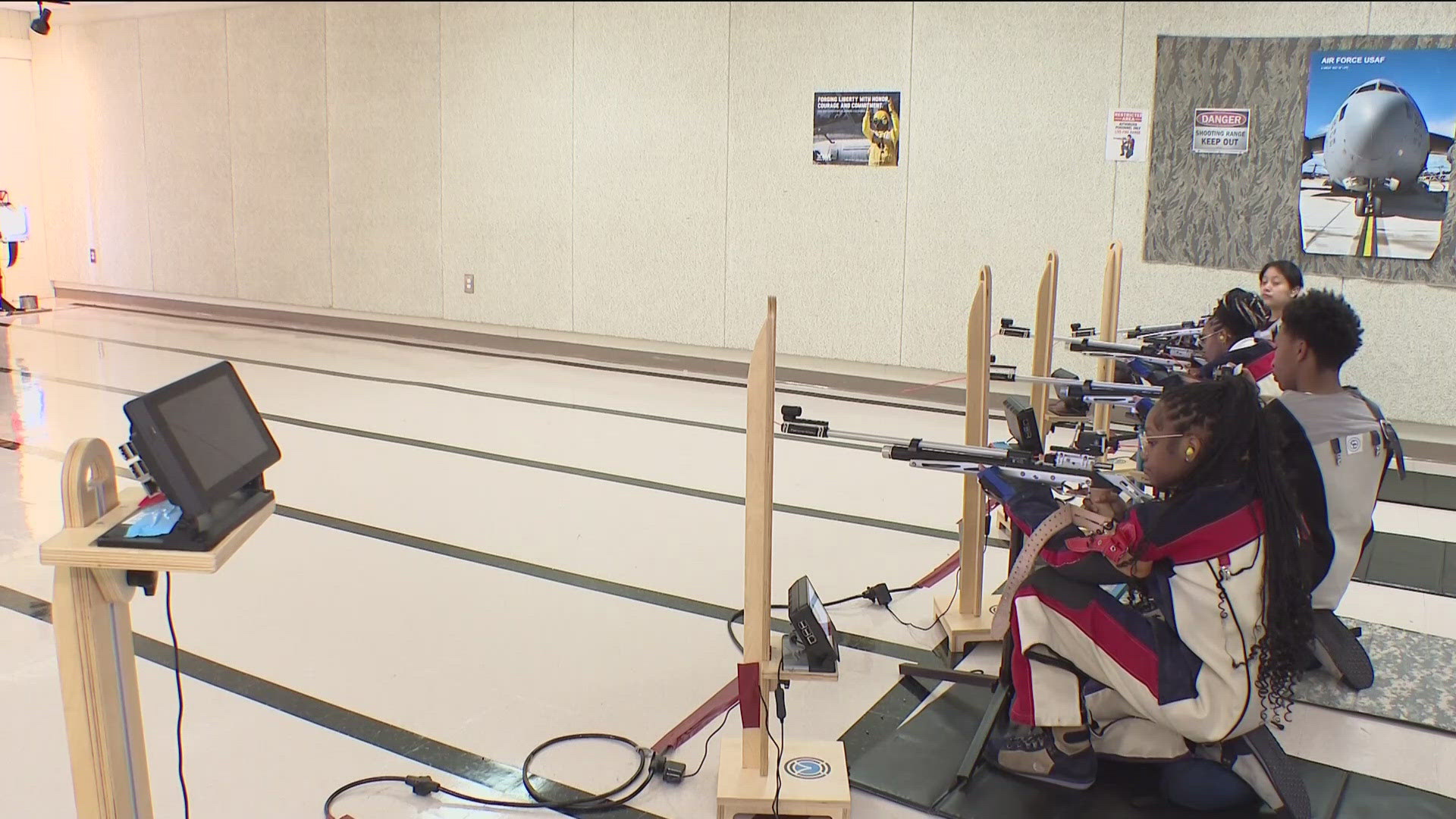 2 female high school seniors aim high as top shooters on Mays High ...
