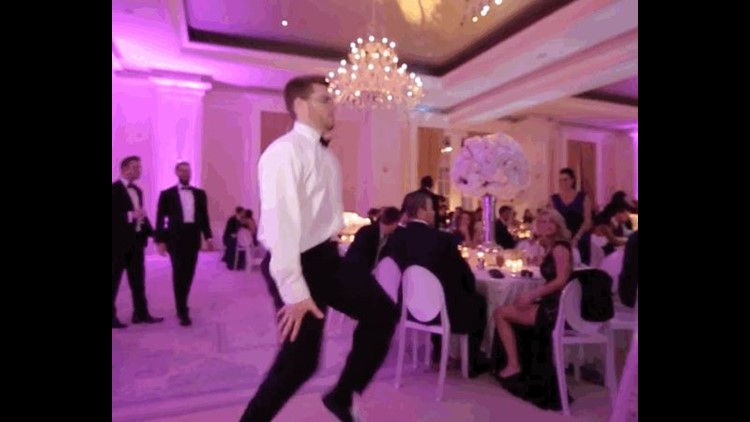 Watch Braves' Freddie Freeman's incredible dance moves