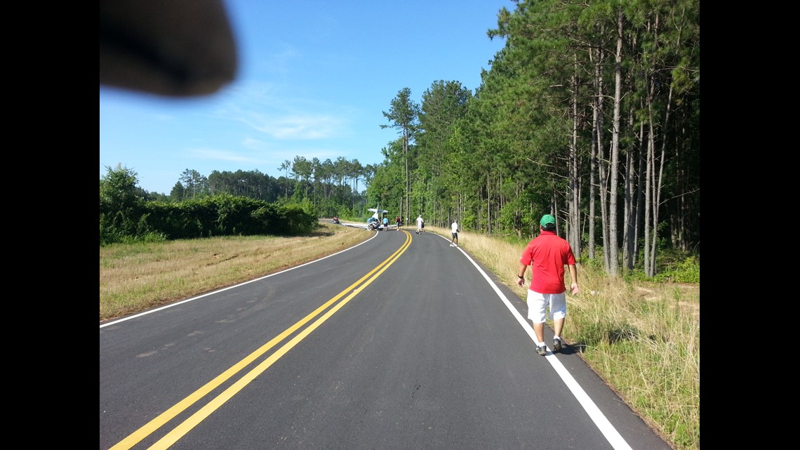 PHOTOS Small plane crashes after takeoff in Peachtree City