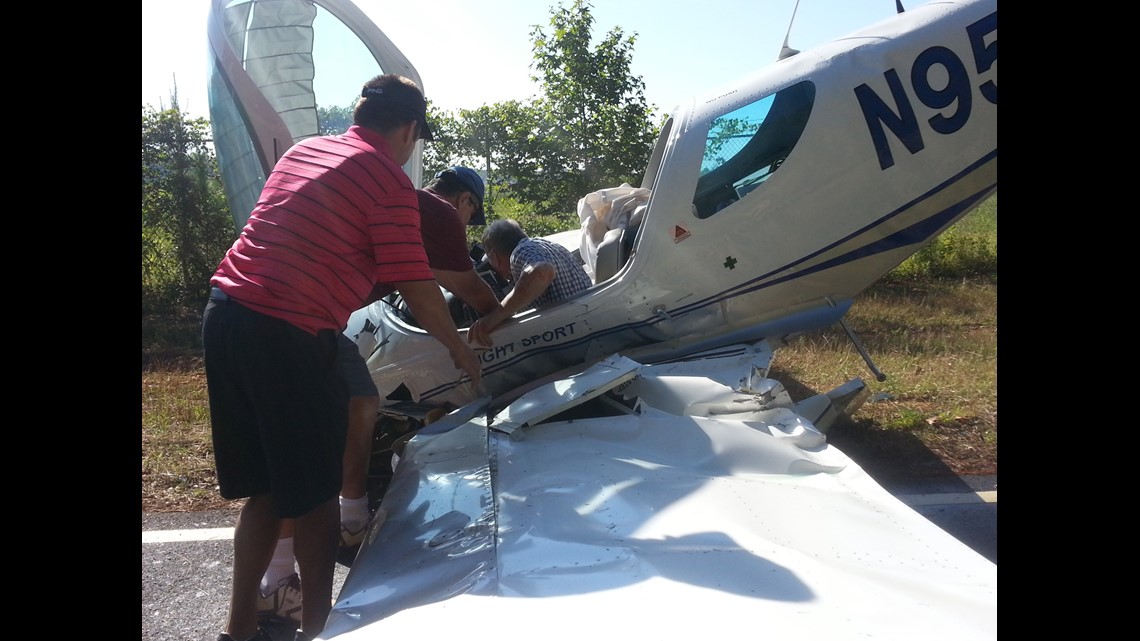 PHOTOS Small plane crashes after takeoff in Peachtree City