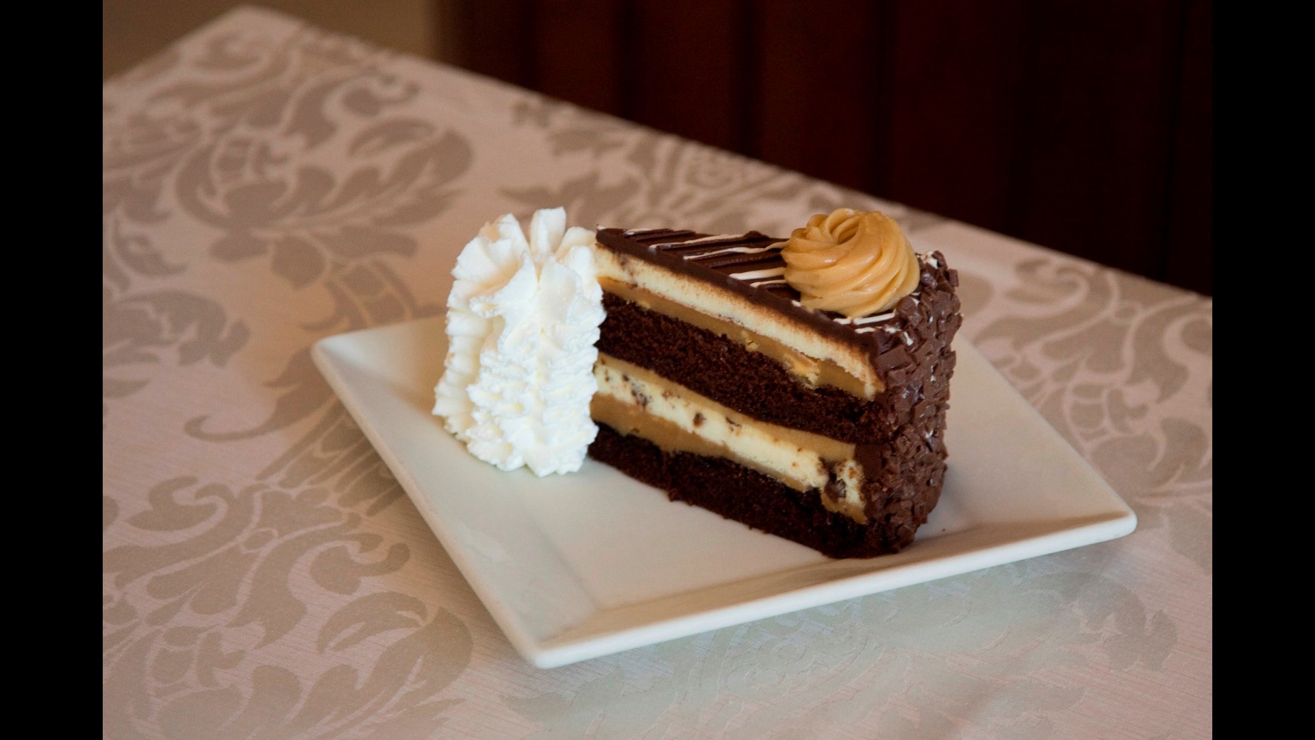 Cheesecake Factory hosts SayCheesecake contest