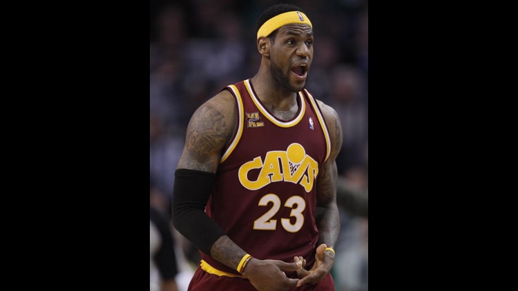 LeBron James rejoins Cleveland Cavaliers in free agency