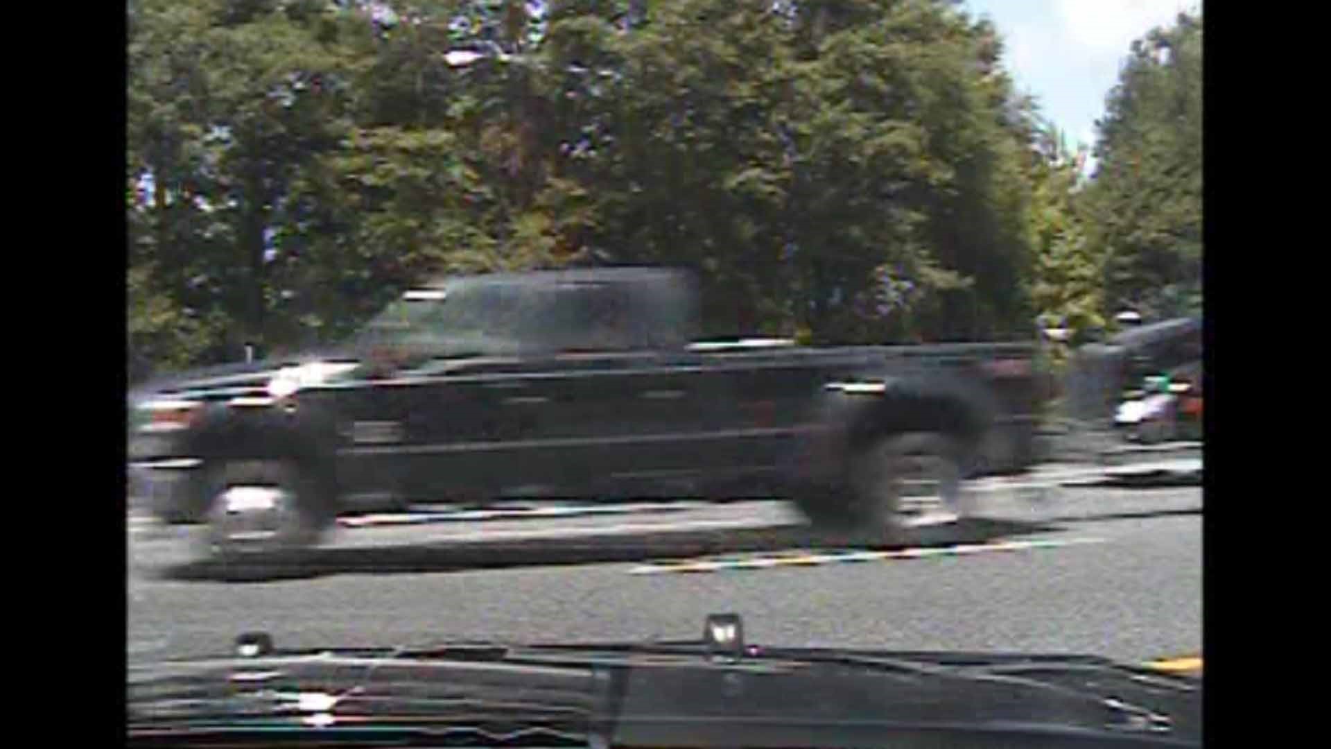 Searching for driver in fatal Lamar County accident