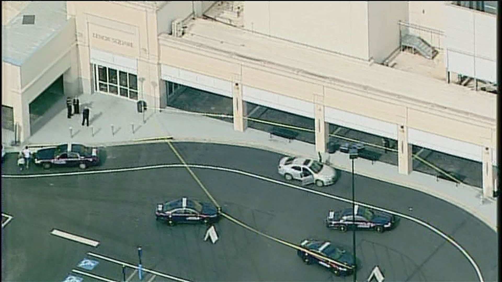 Shooting outside Lenox Square Mall