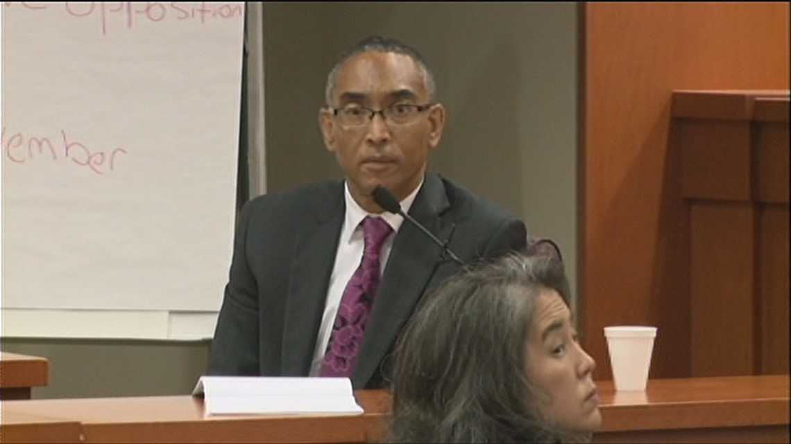 Key witness in Burrell Ellis trial resigns | 11alive.com