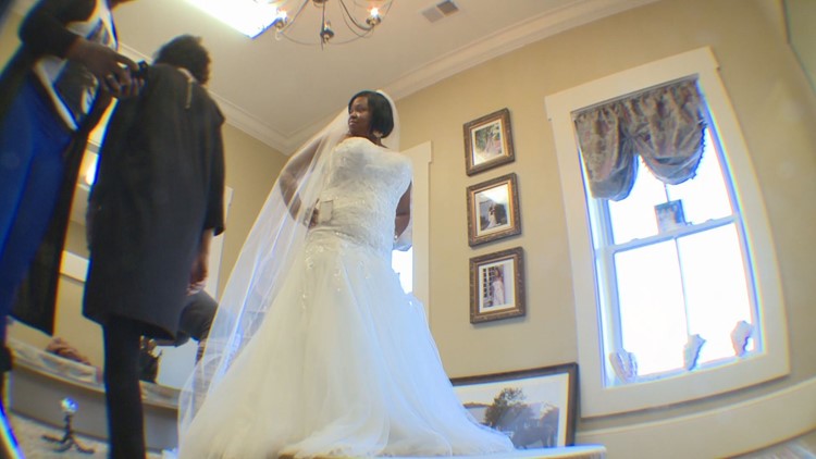 Organization gives free wedding dresses to military brides