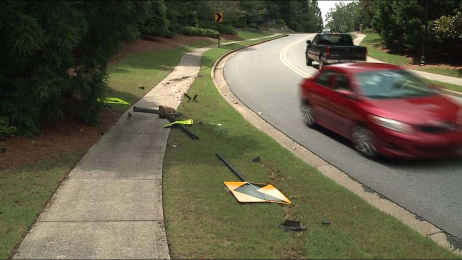 Homeowners live in fear of possible fatal accident on Dacula road