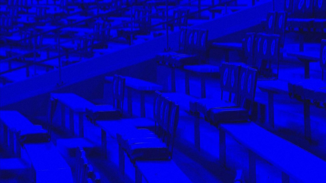 Photos University Of Alabamas Football Stadium Turns Blue