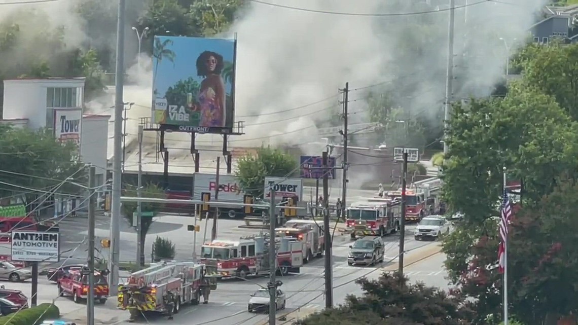 Fire at XTC off Piedmont Road in Buckhead Atlanta