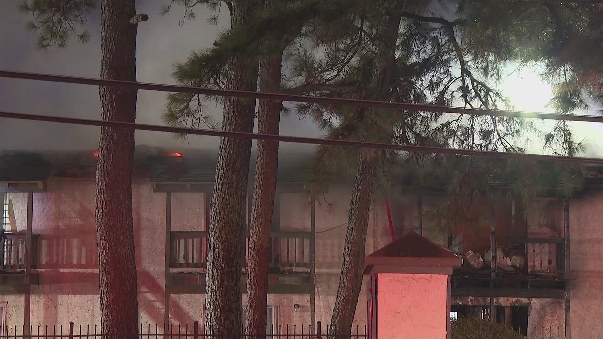 8 families displaced after apartment fire in College Park | 11alive.com