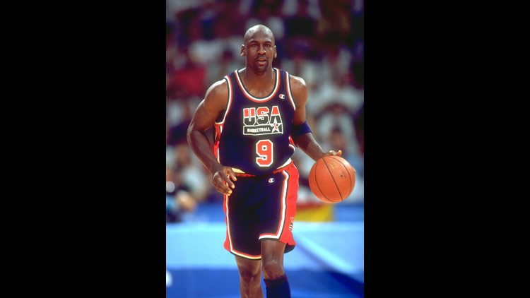 michael jordan playing in jordan 11