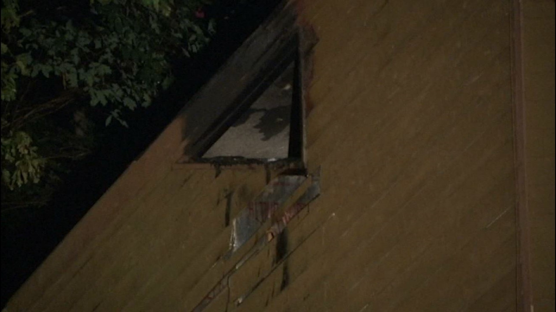 Man accused of setting house fire with people inside | 11alive.com