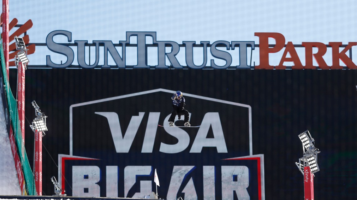 SunTrust Park' signs removed from Braves' stadium – WSB-TV Channel