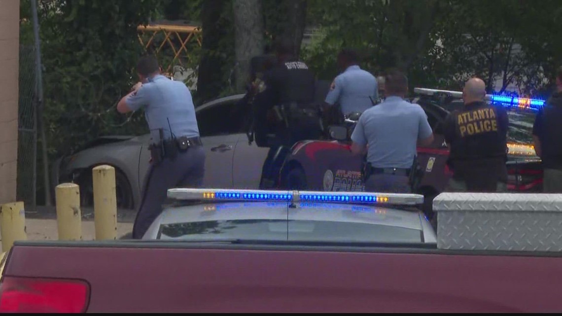 Man wanted in Atlanta homicide case tries to escape authorities ...