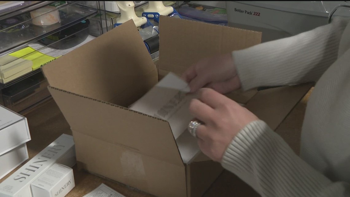 How small businesses fulfill online orders Cyber Monday - Vimarsana News