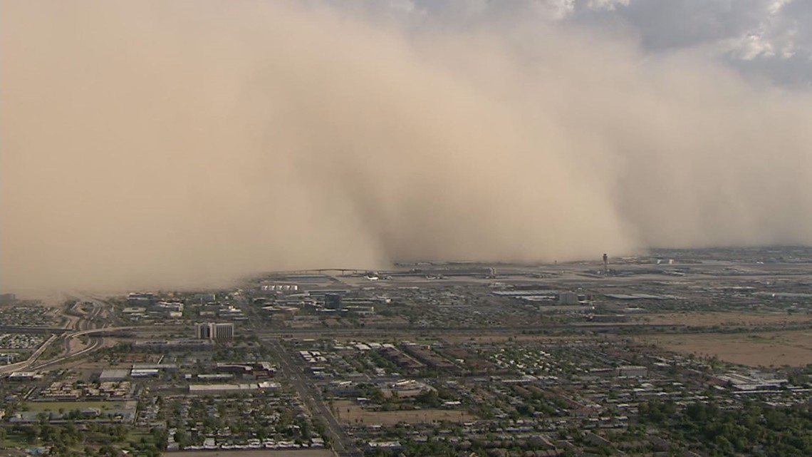 Dust storm rolls into Phoenix Valley | 11alive.com