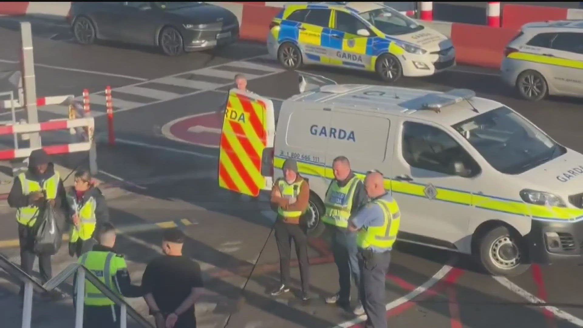 A passenger aboard Delta Flight 83 captured video of the moment the passenger was escorted off the plane in handcuffs.