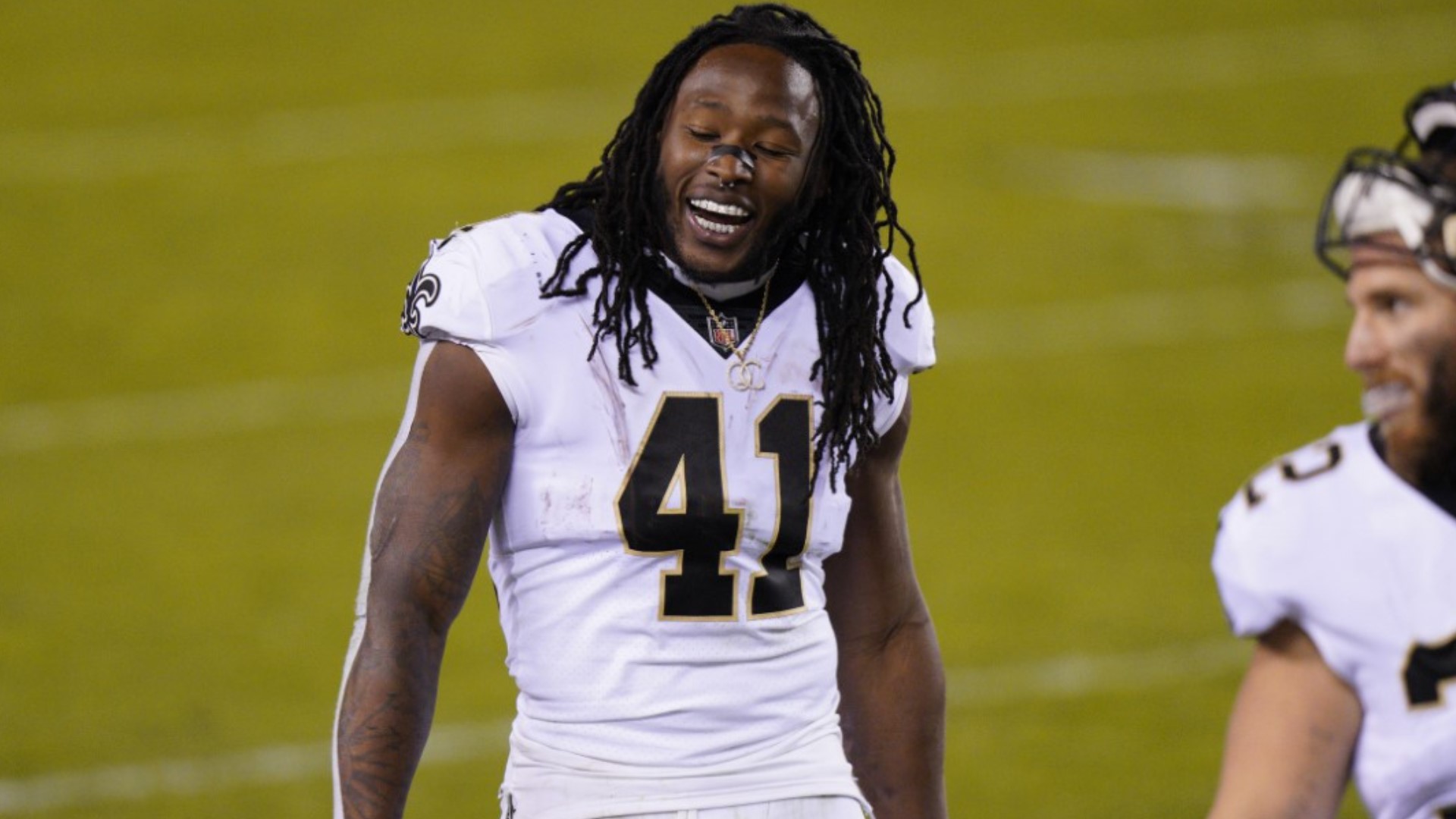 New video shows Alvin Kamara talking about Las Vegas nightclub beating