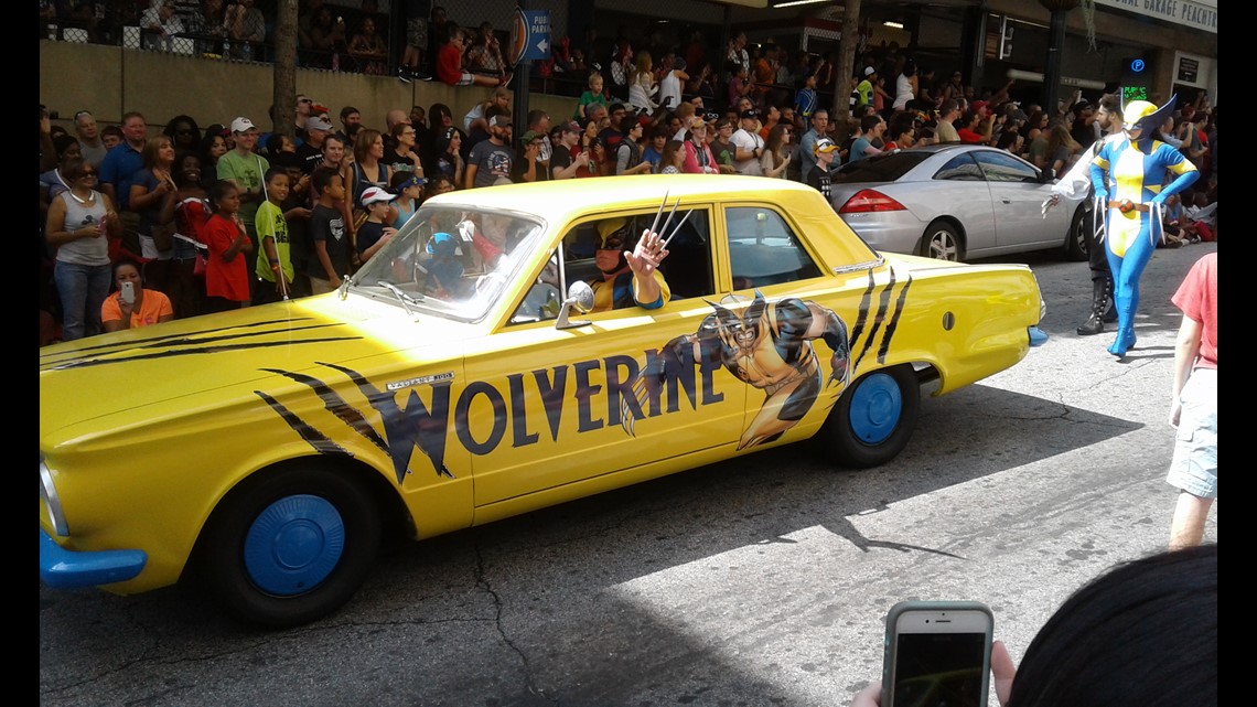 9/11 costume at Dragon Con depicts dolls jumping from buildings ...