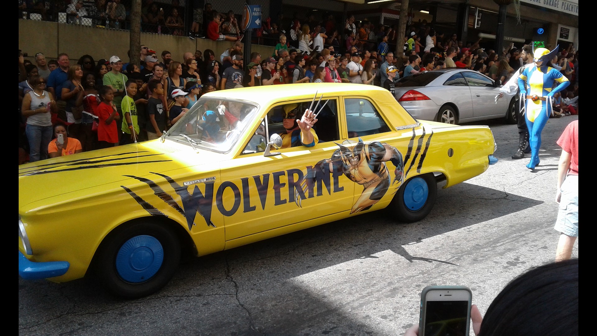 9/11 costume at Dragon Con depicts dolls jumping from buildings ...