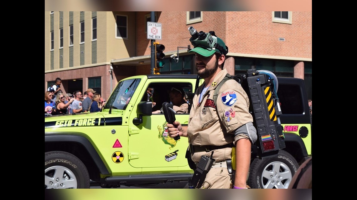 9/11 costume at Dragon Con depicts dolls jumping from buildings ...