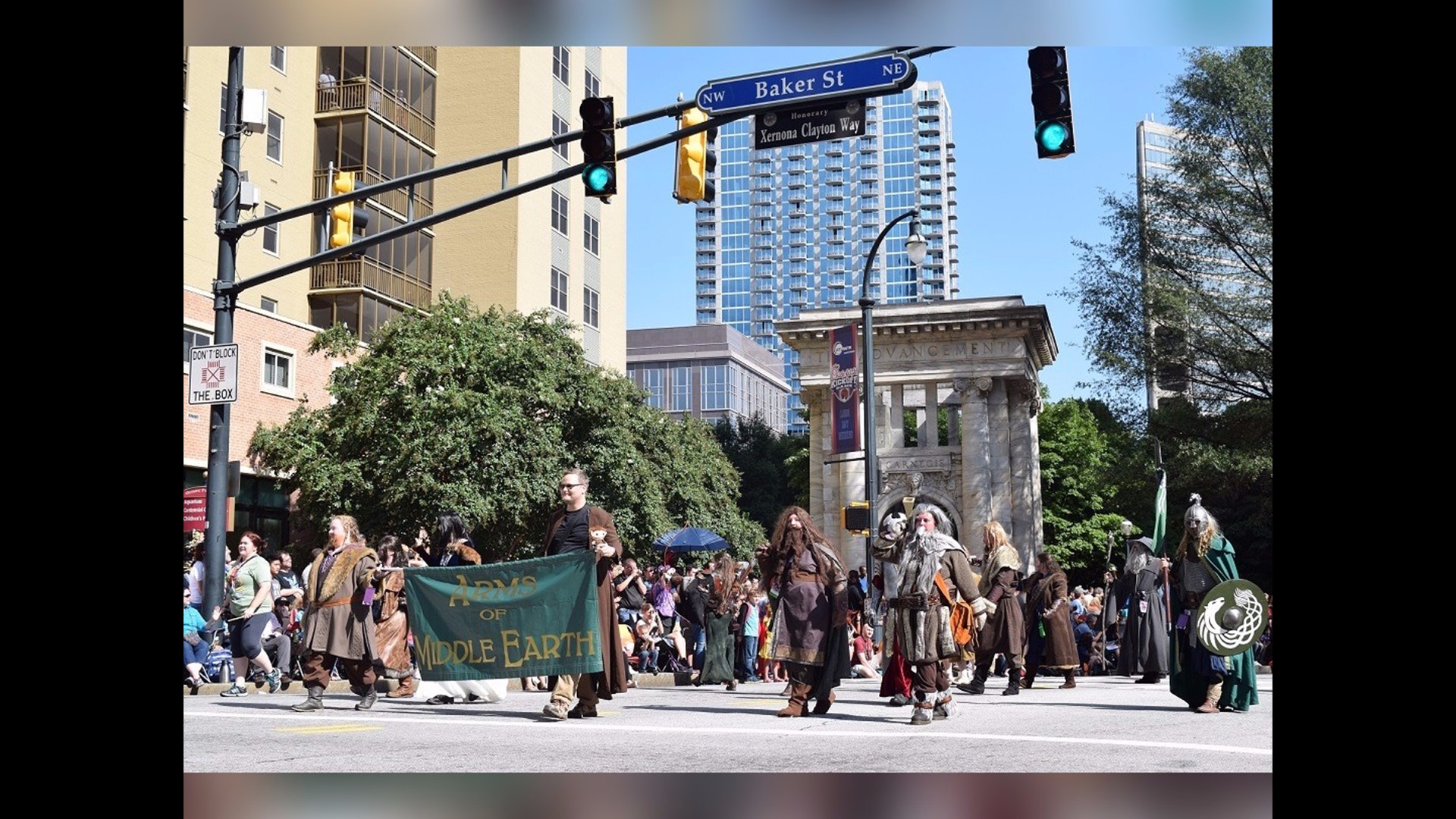 9/11 costume at Dragon Con depicts dolls jumping from buildings ...