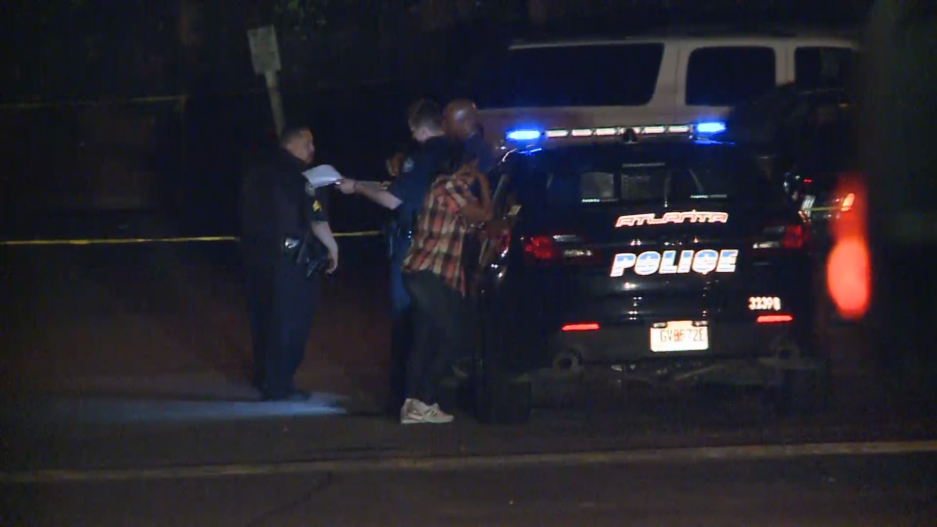 Fatal shooting at southwest Atlanta apartment complex | 11alive.com