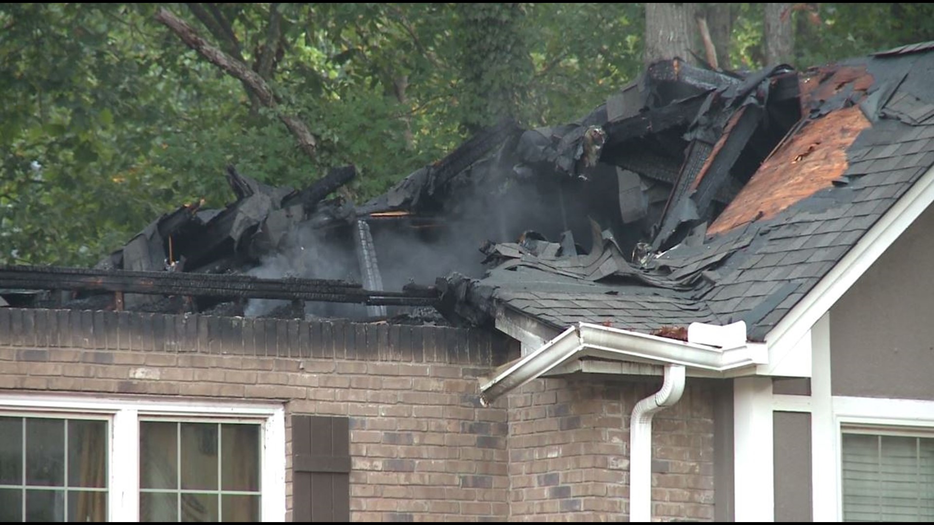 Man jumps from window as 'intense' fire rips through DeKalb Co ...