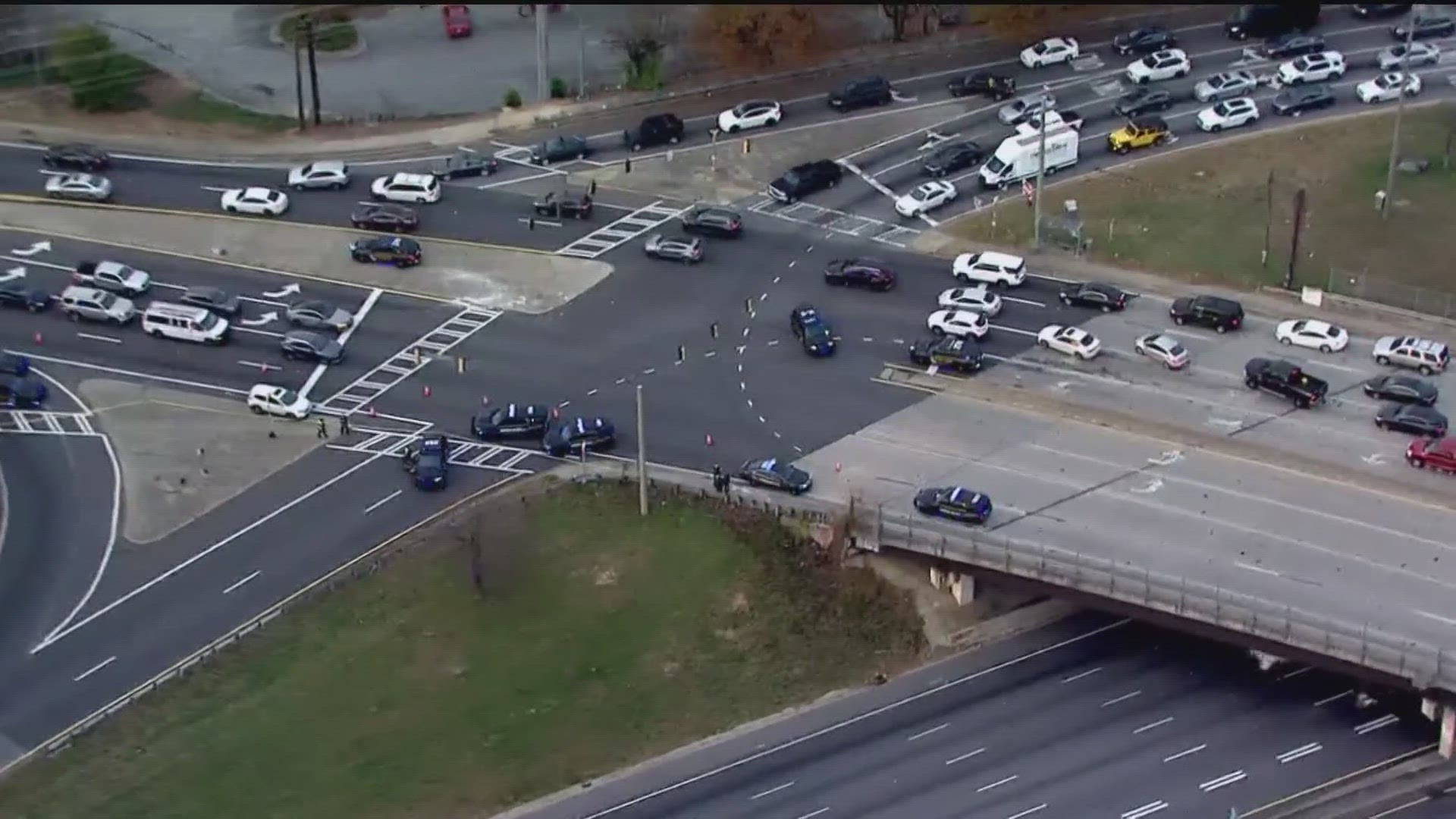 It happened on the curb at I-85 south ramp from North Druid Hills Road.