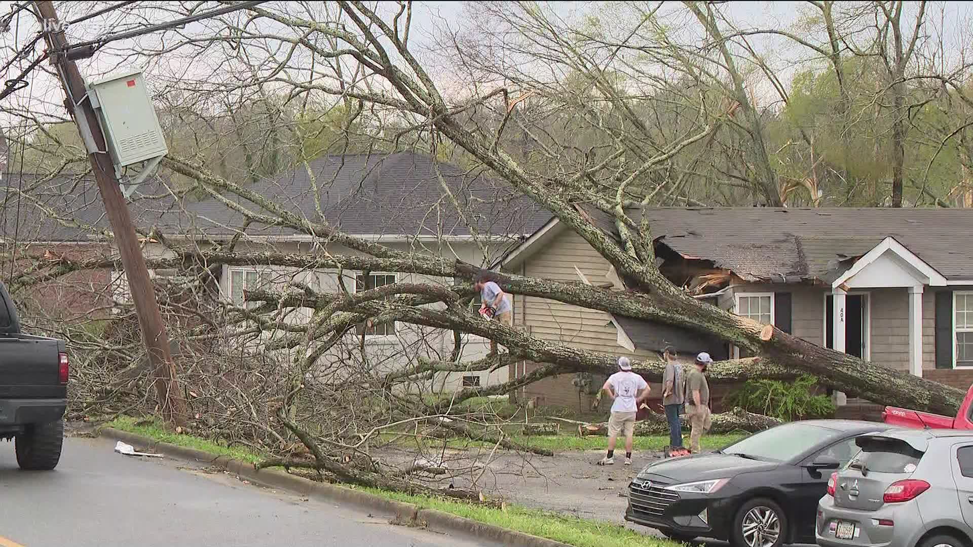 EF-4 tornado leaves Newnan devastated, as community looks to rebuild ...