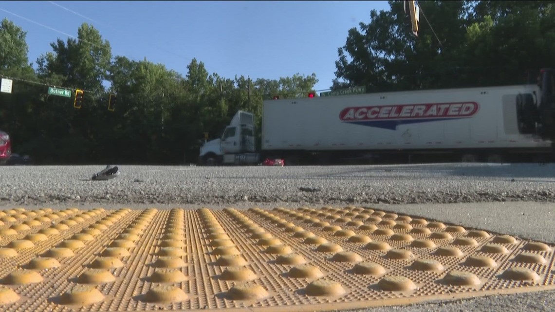 GDOT responds to calls for change at Camp Creek Pkwy. and Butner Rd. after deadly crash