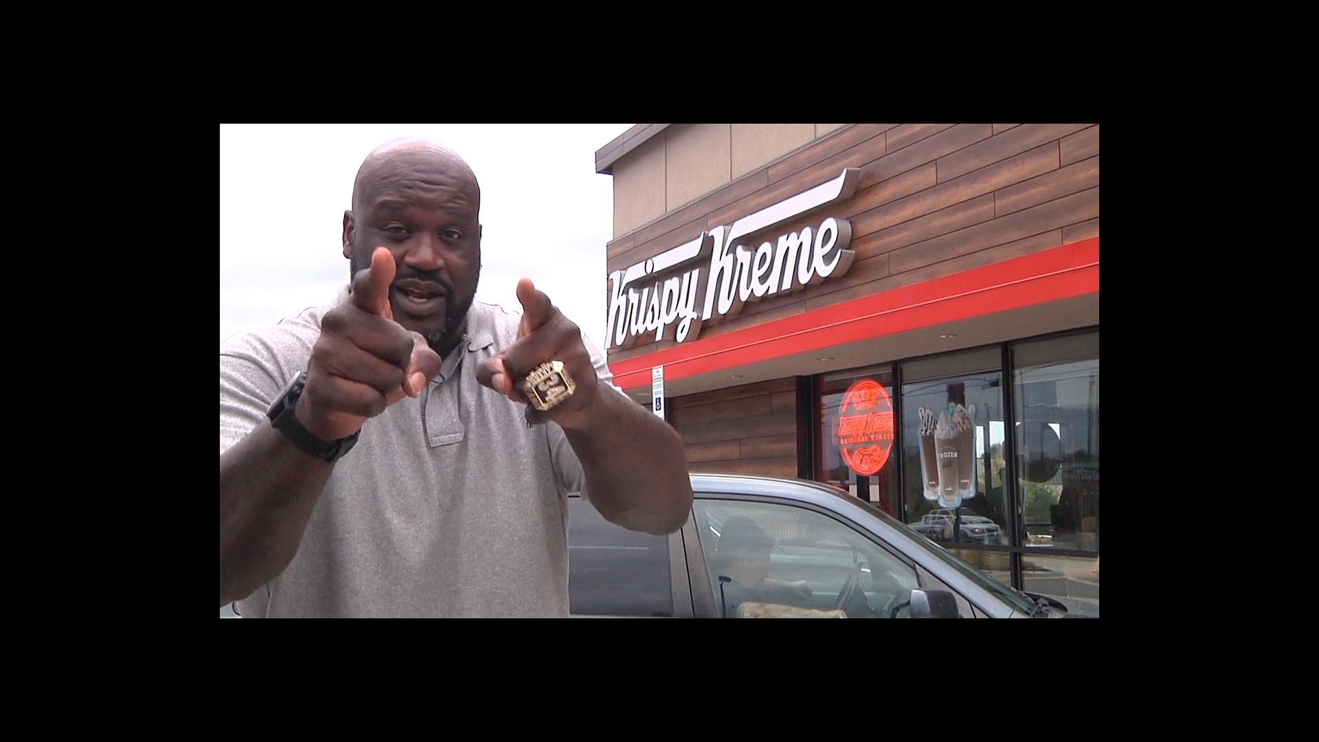 Shaq Buys Krispy Kreme On Ponce... Because He Loves Doughnuts | 11alive.com