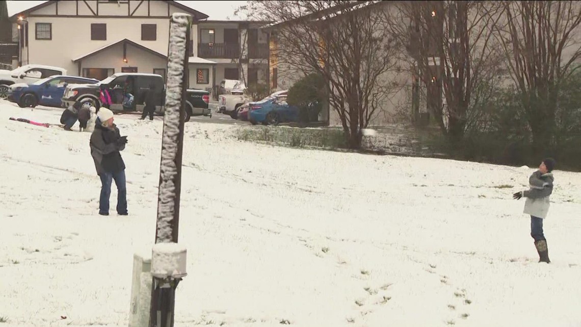 Scenes of snow in Helen,