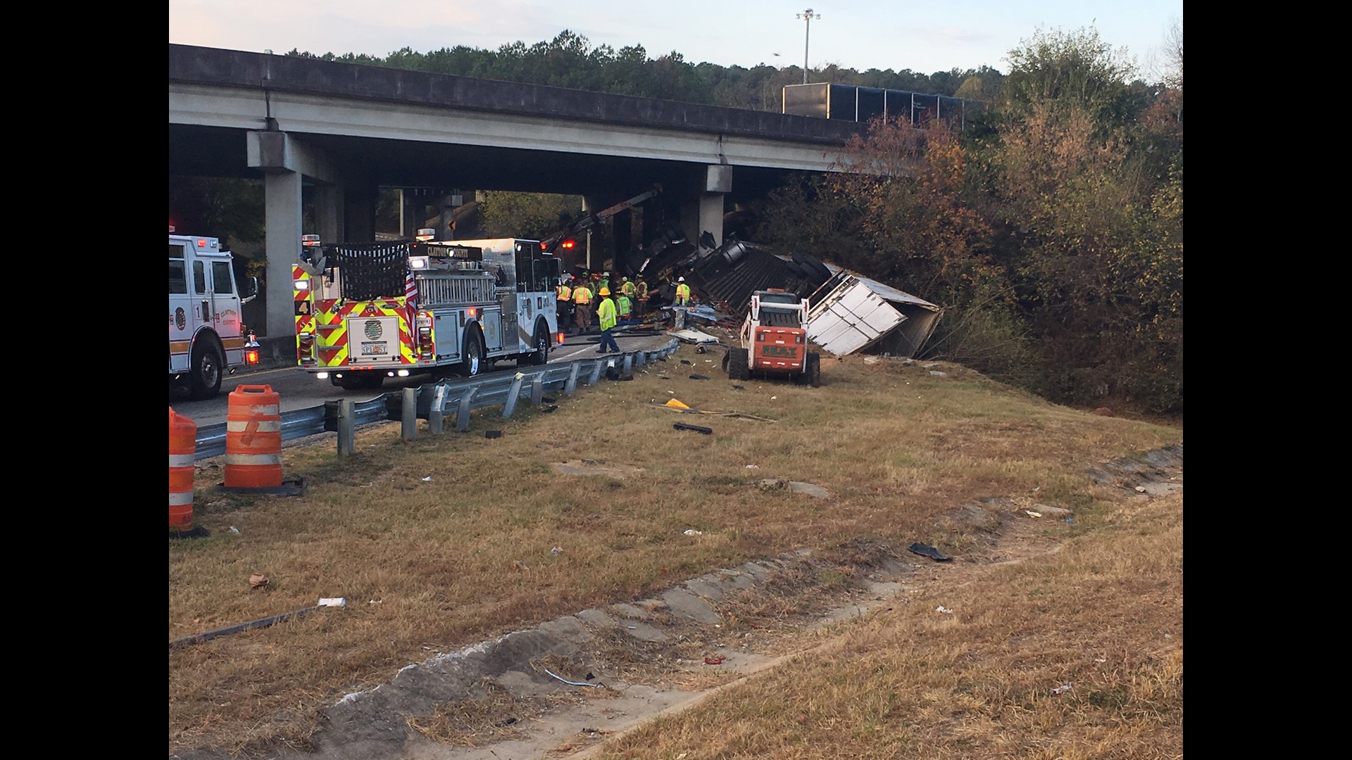 Man trapped in overturned tractor trailer on I-285 for three hours ...
